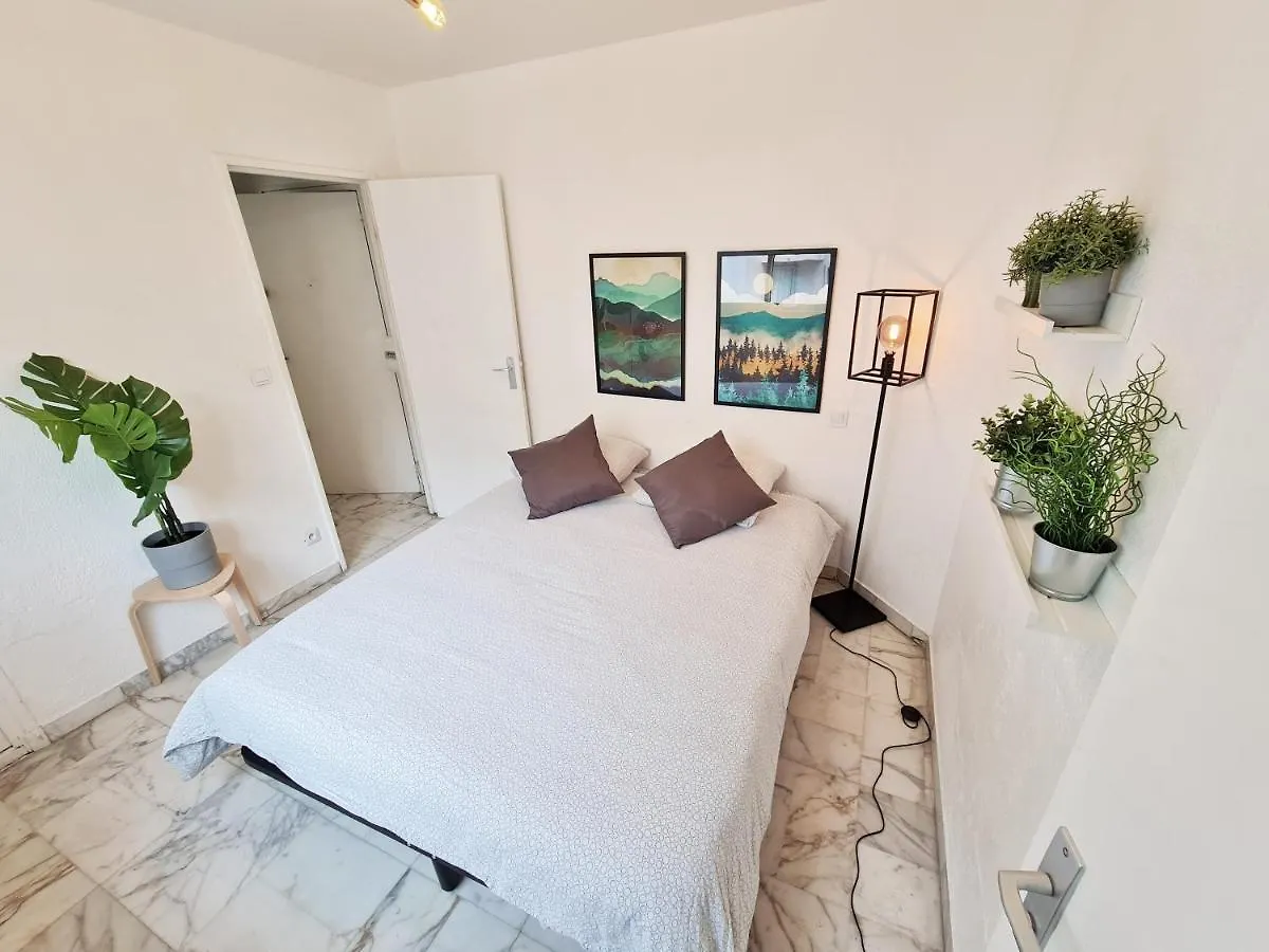 Gregbnb - T2 Pleine Ville - Climatise - Balcon - 1 Tolone