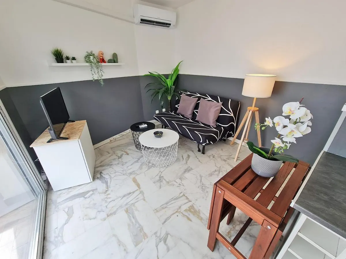 Apartment Gregbnb - T2 Pleine Ville - Climatise - Balcon - 1 Toulon France